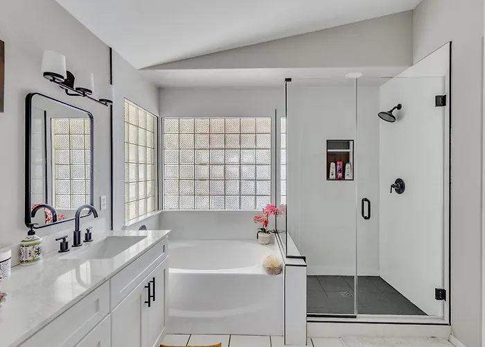 Luxe Getaway Holiday home Phoenix